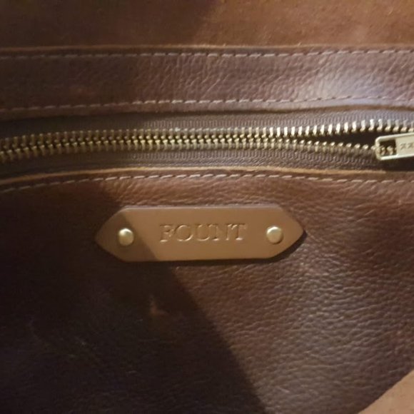 FOUNT Leather - stunning, unique Bohemian leather purse - Picture 2 of 3
